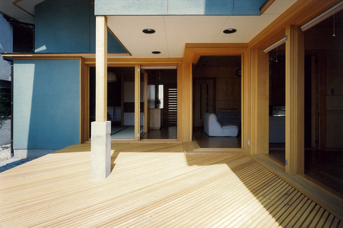 三宅建築設計事務所 水村邸 山梨県 木造 2階建