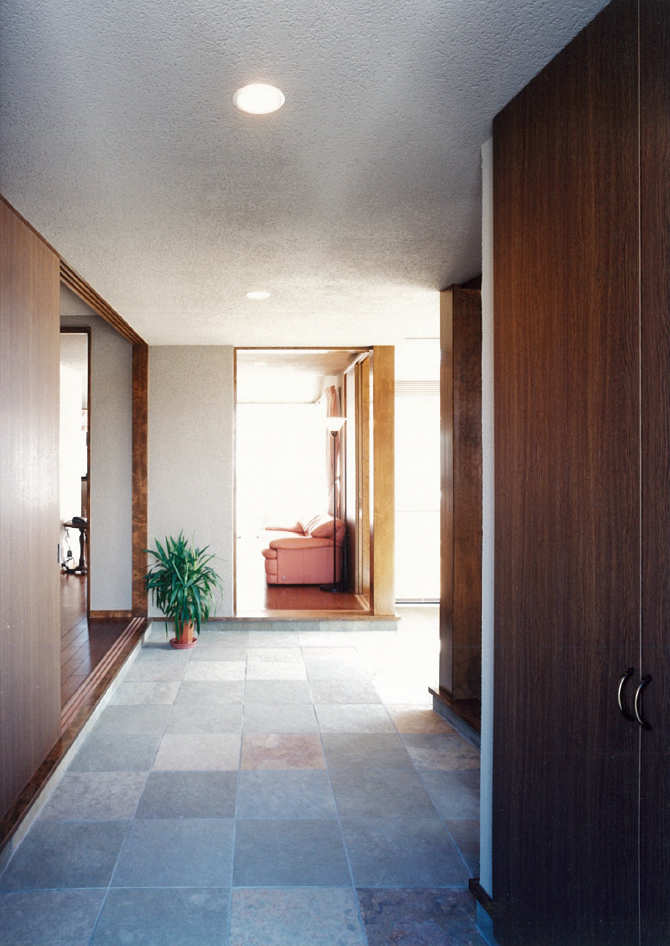 三宅建築設計事務所 近藤邸 山梨県 木造 2階建