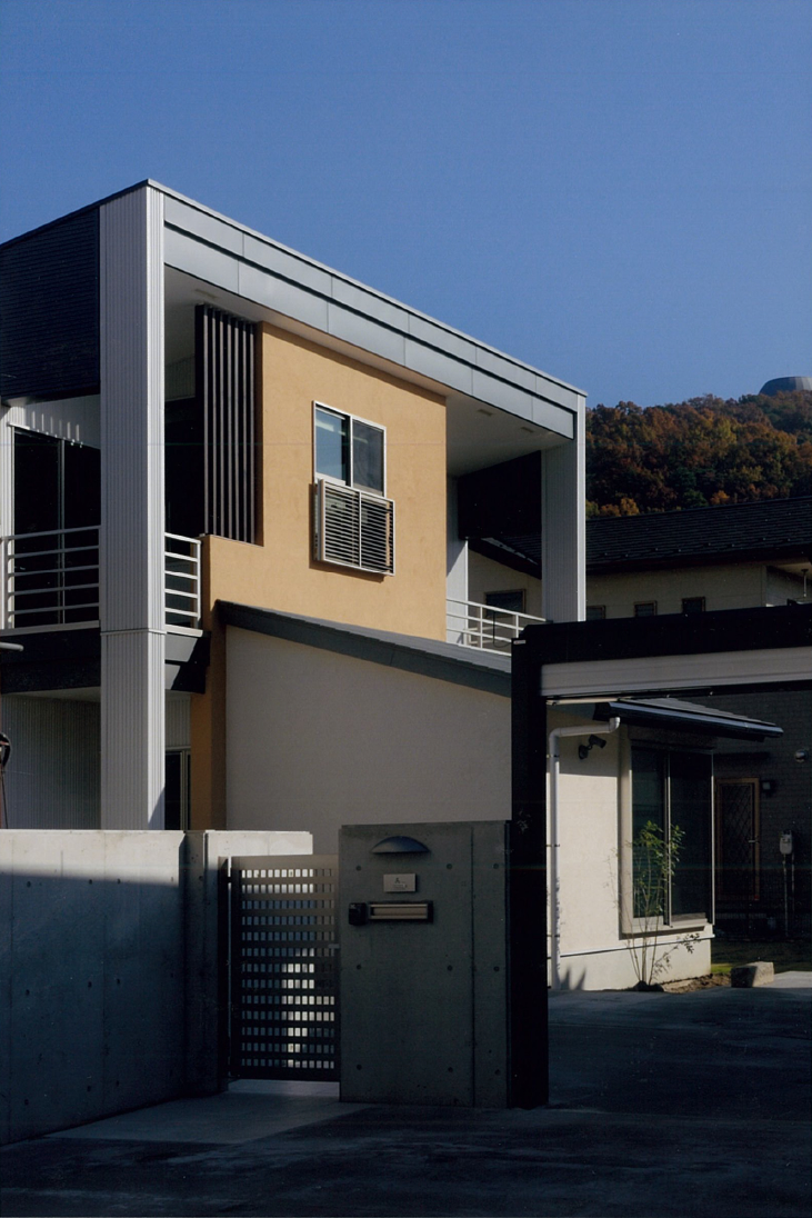三宅建築設計事務所 呉邸 山梨県 木造 2階建