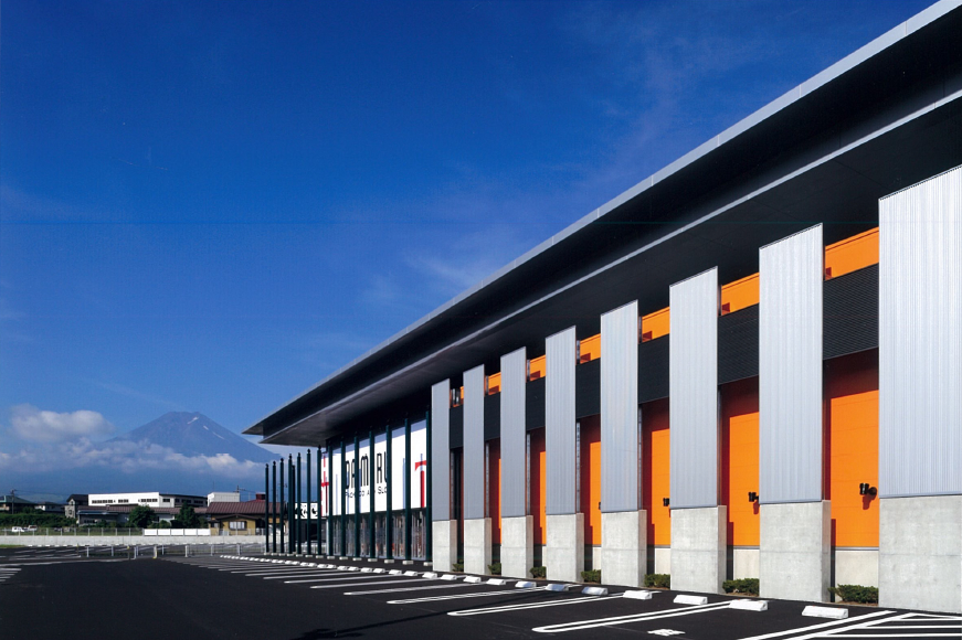三宅建築設計事務所 DAIMARU富士吉田店 山梨県 鉄骨造 2階建