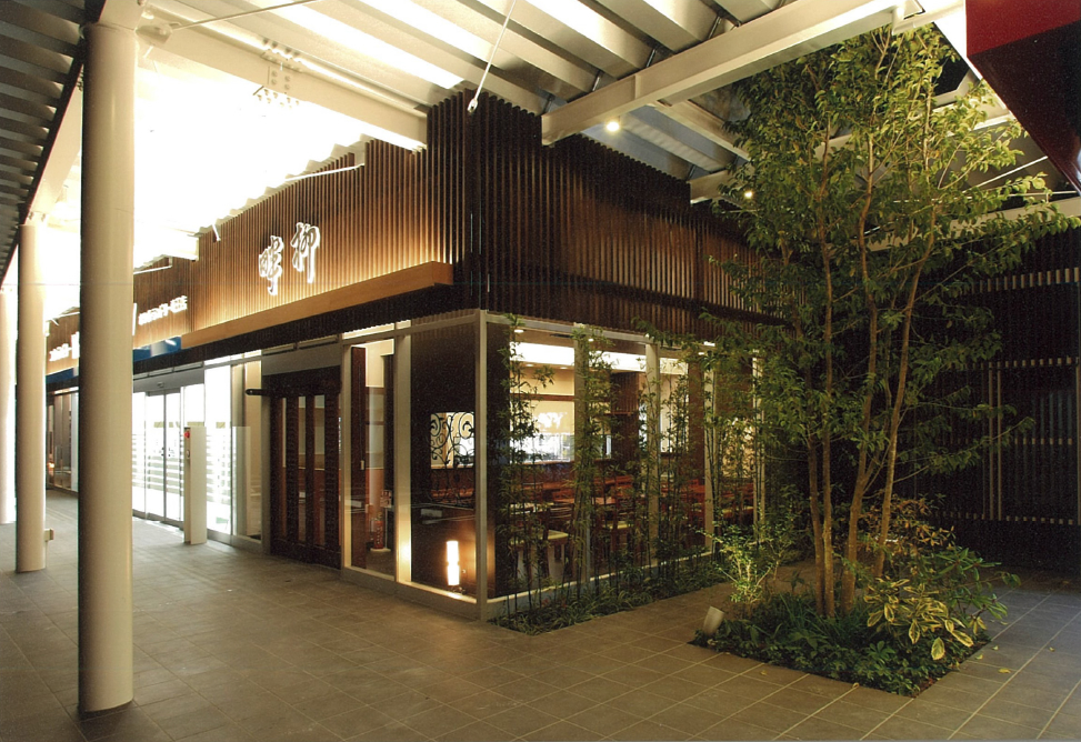 三宅建築設計事務所 DAIMARU竜王テナント棟 山梨県 鉄骨造 平屋建