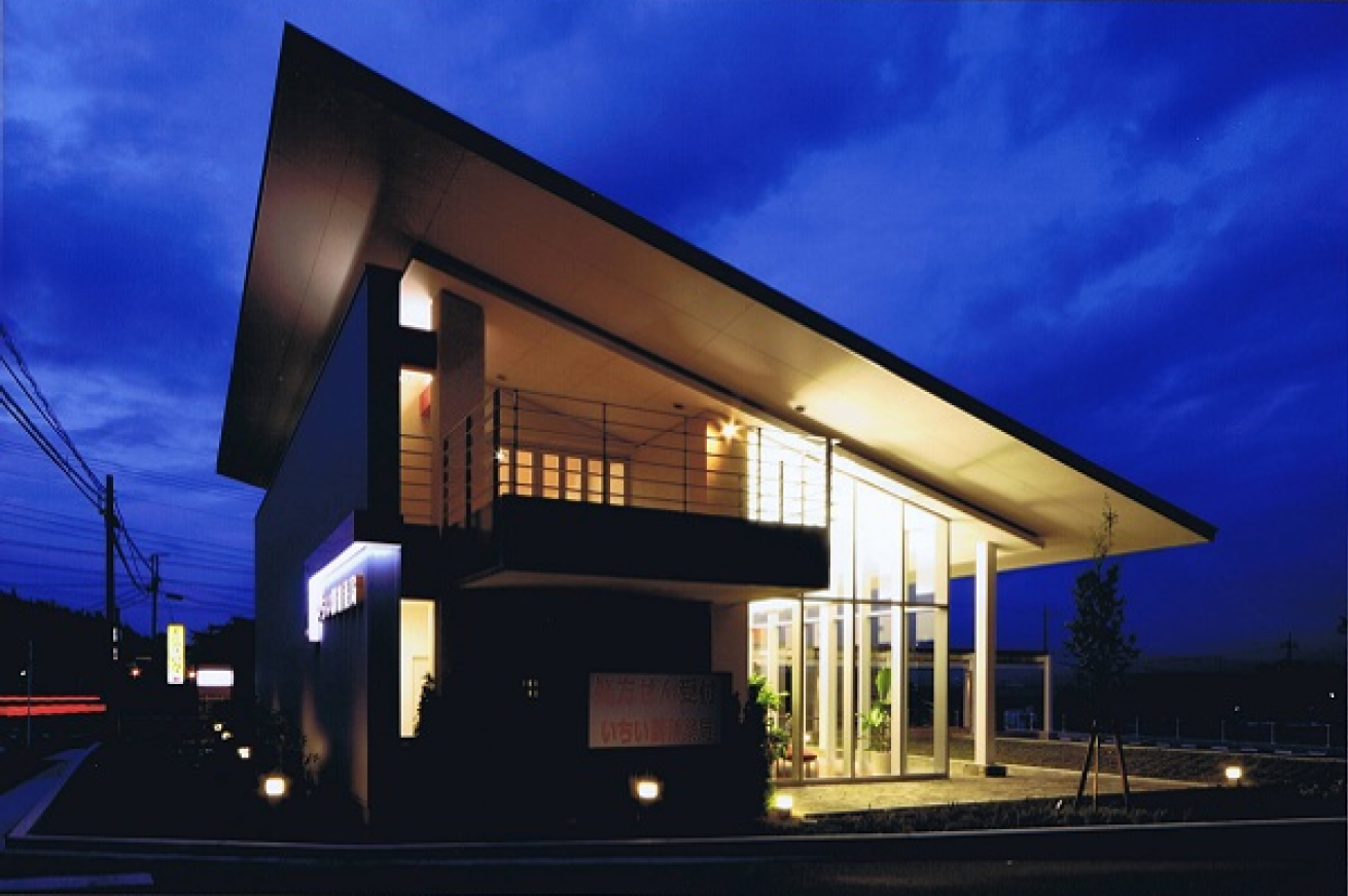 三宅建築設計事務所 いちい調剤薬局 山梨県 鉄骨造 2階建