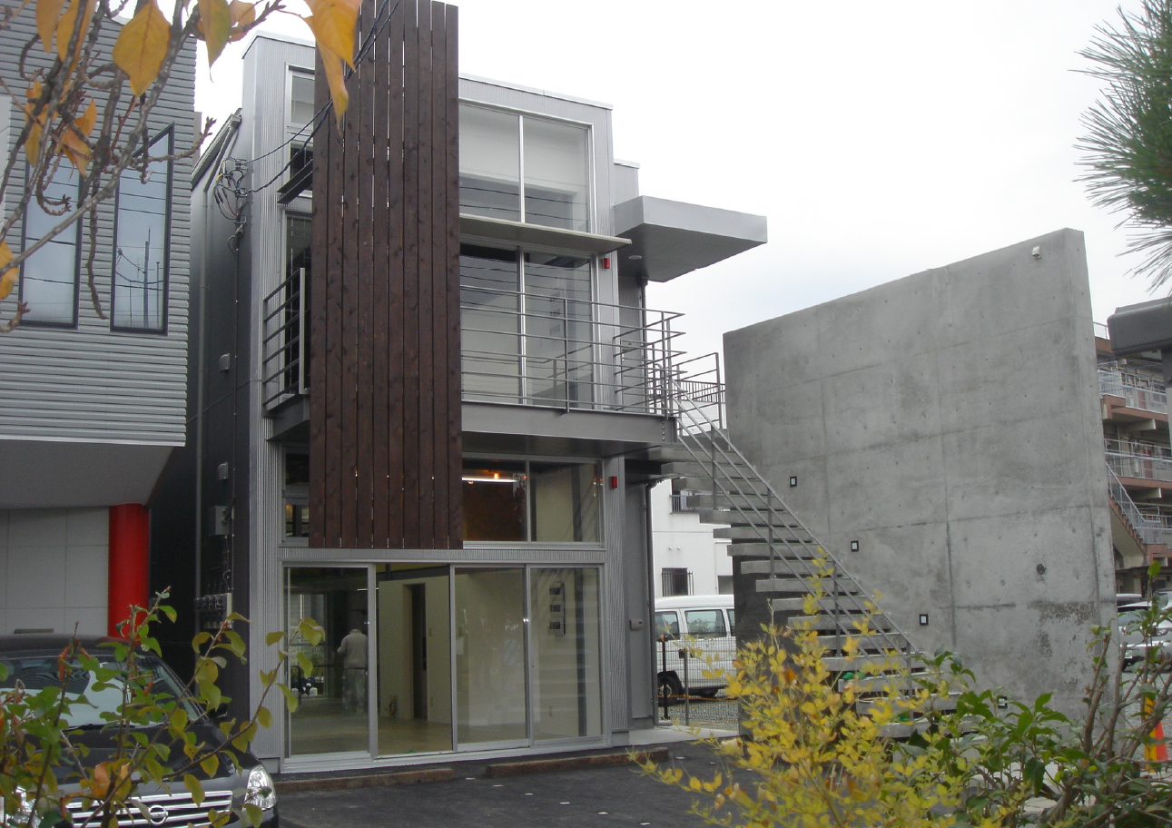 三宅建築設計事務所 小澤ビル 山梨県 鉄骨造 2階建