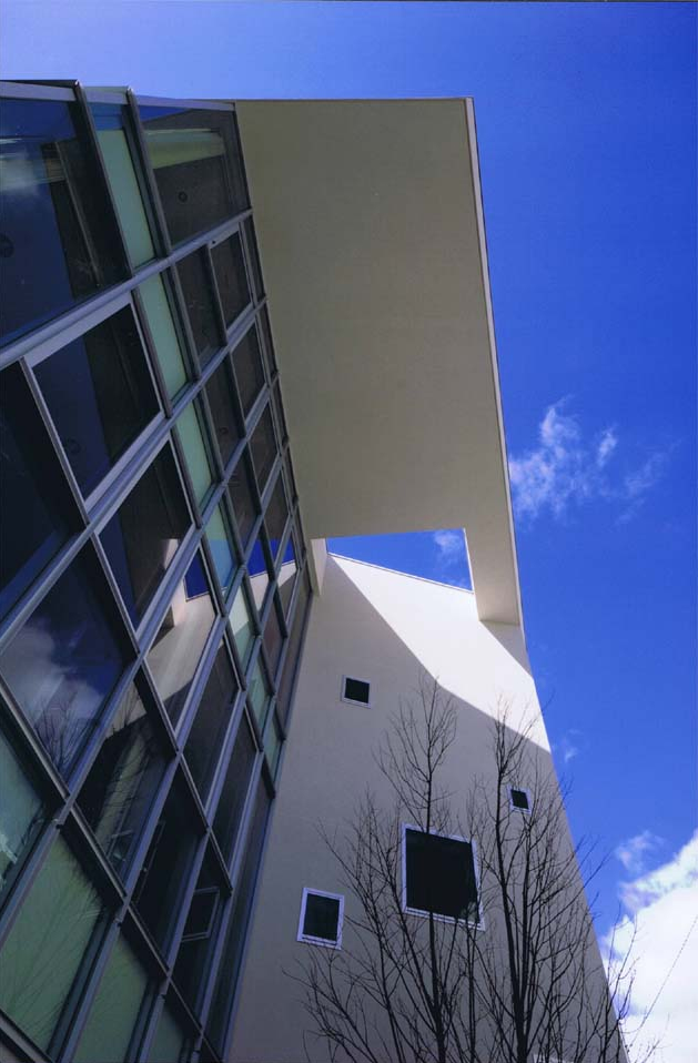 三宅建築設計事務所 アスフィール社屋ビル 山梨県 鉄骨造 3階建