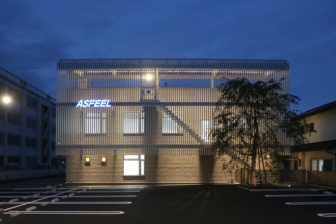 三宅建築設計事務所 アスフィ－ル本社増築 山梨県 鉄骨造 2階建